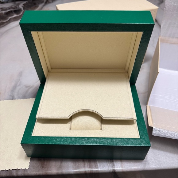 Rolex Watch Box - Picture 5 of 5